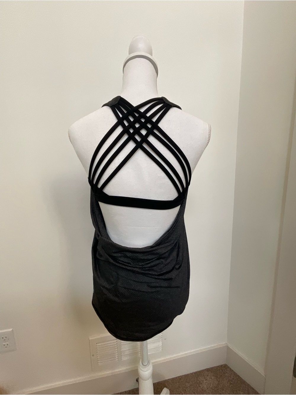 lululemon athletica Women’s Charcoal Tank Top - Racerback